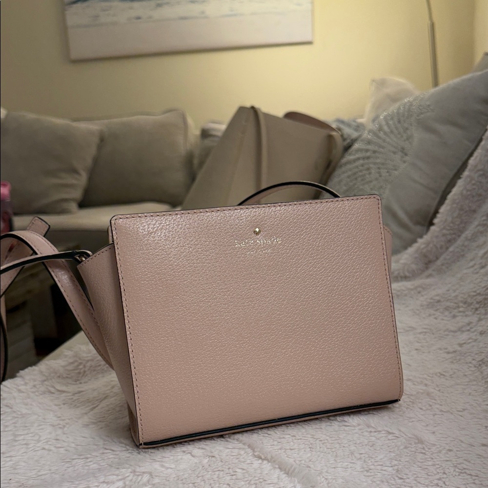 Kate Spade Beige Crossbody Bag - Picture 3 of 7